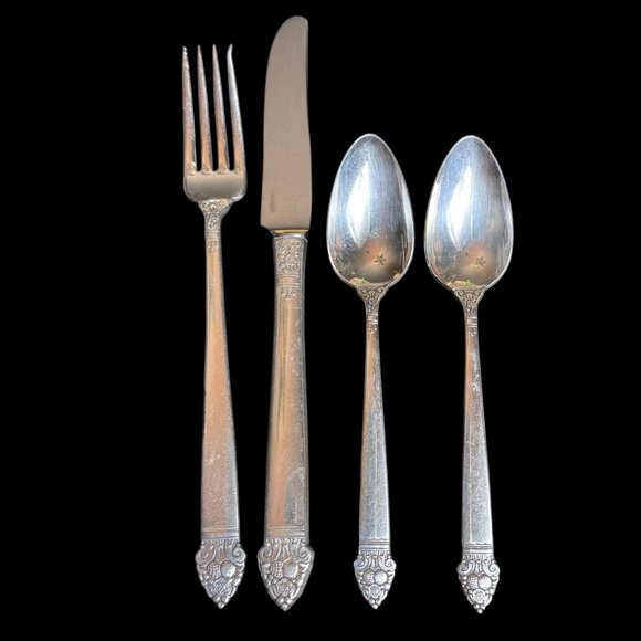 Oneida Silver-plated King Cedric Fruit pattern service for 4 and serving peace's - Picture 2 of 13